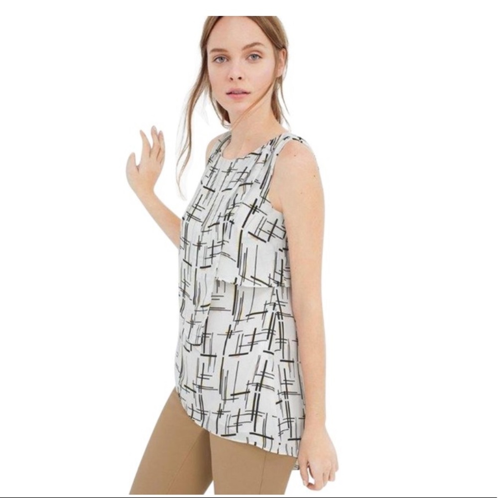 WHBM asymmetrical white & black sleeveless tunic